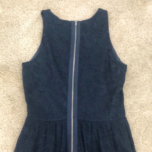 Soprano navy blue lace zipper up dress. Sz XS. New condition - Picture 6 of 8